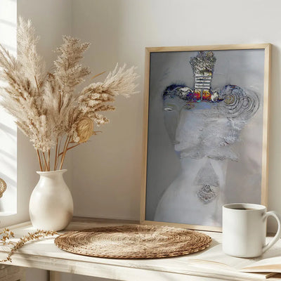 Queen B - Stretched Canvas, Poster or Fine Art Print I Heart Wall Art