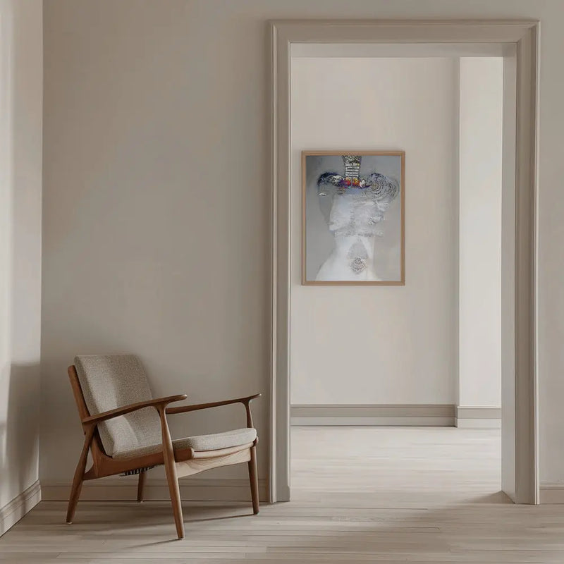 Queen B - Stretched Canvas, Poster or Fine Art Print I Heart Wall Art